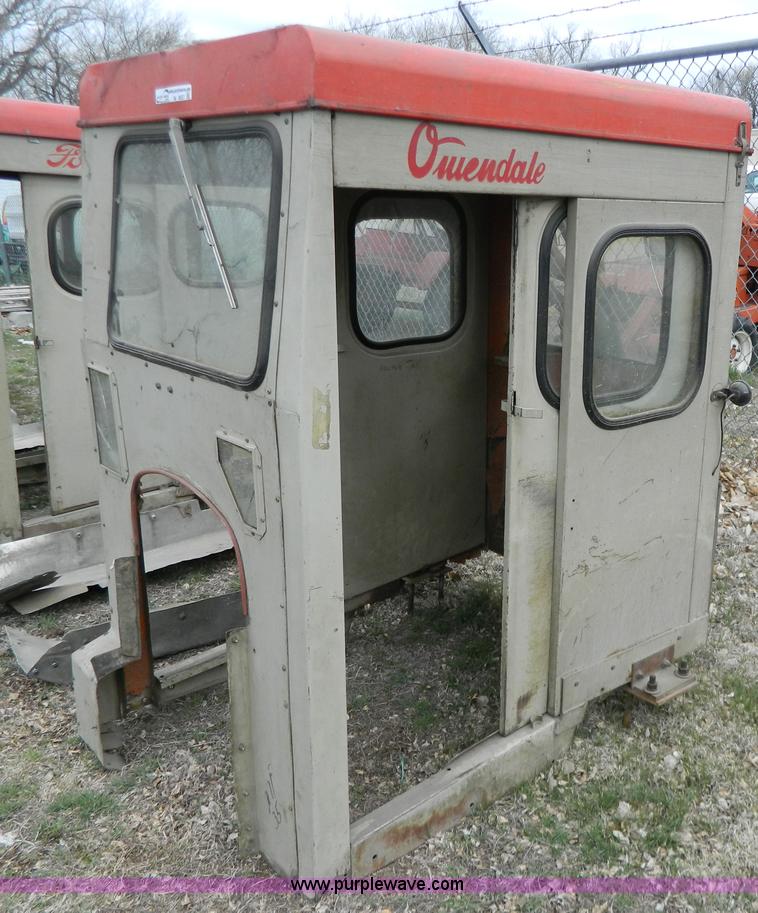 image for item W9037 Massey Ferguson 35 tractor cab