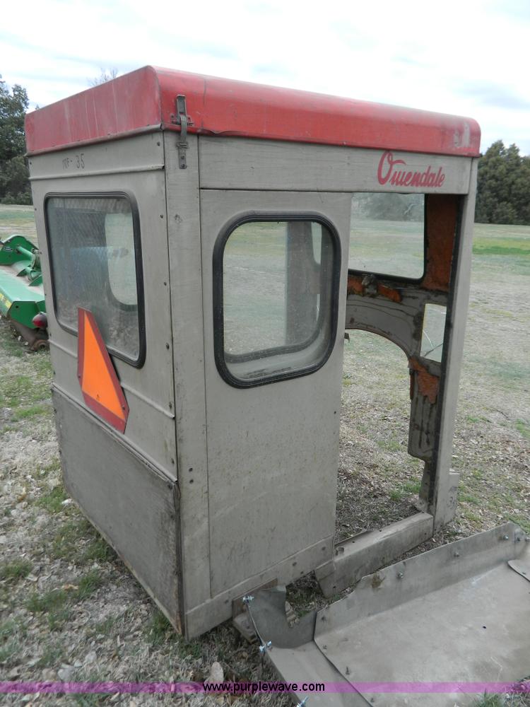 image for item W9037 Massey Ferguson 35 tractor cab