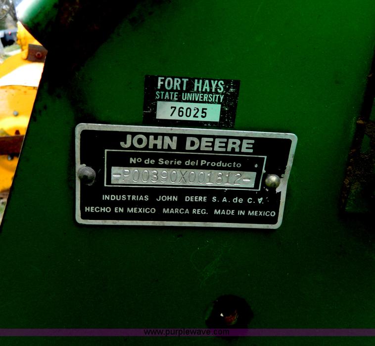 image for item W9038 John Deere 390 8' flail mower