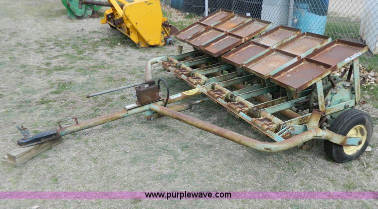 image for item W9040 Ryan Renovator