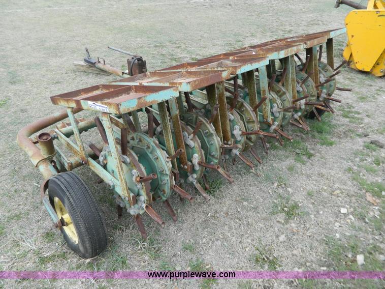 image for item W9040 Ryan Renovator