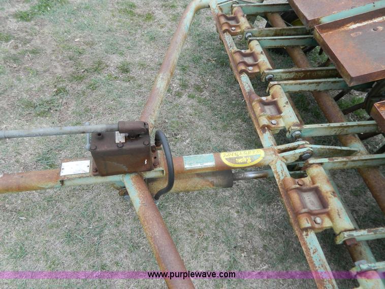 image for item W9040 Ryan Renovator