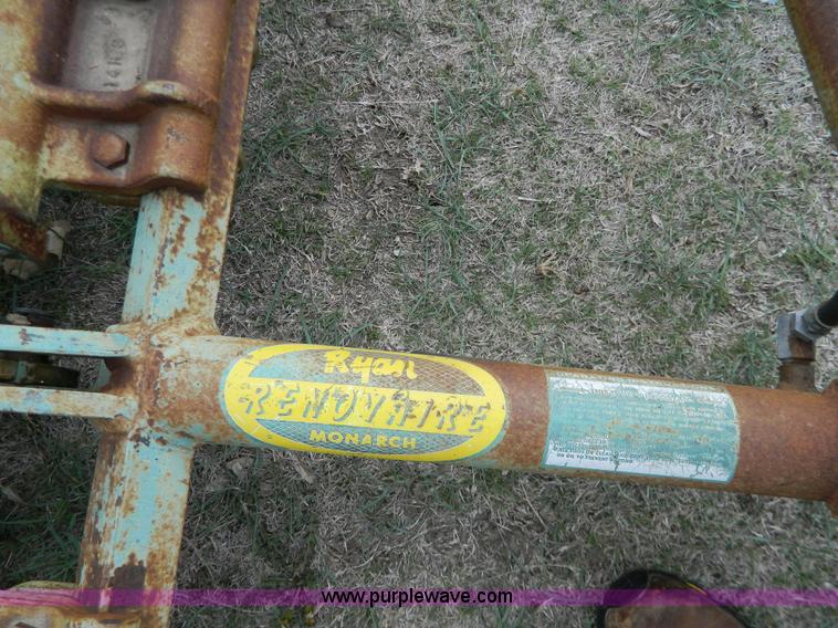 image for item W9040 Ryan Renovator