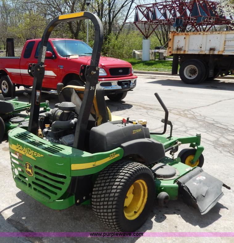 image for item W9892 John Deere 737 ZTR lawn mower