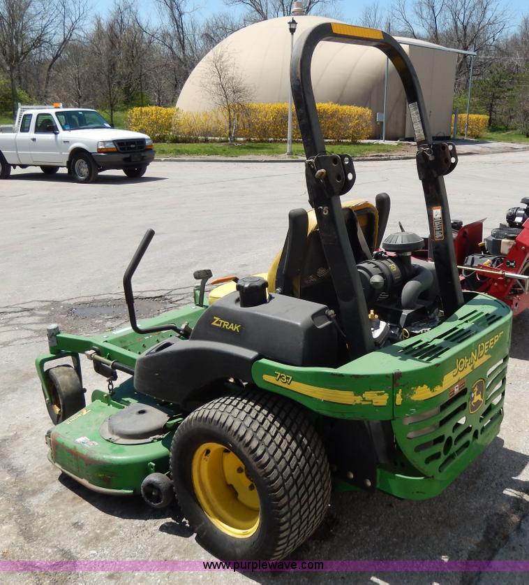 image for item W9892 John Deere 737 ZTR lawn mower