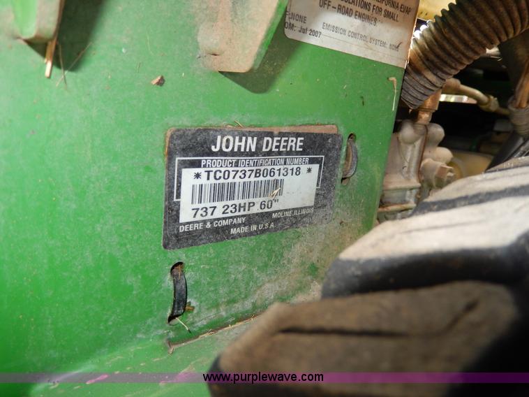 image for item W9892 John Deere 737 ZTR lawn mower