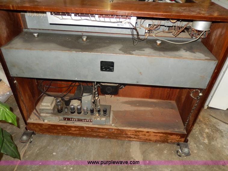 Hammond M2 organ in Merriam, KS Item W9907 sold Purple Wave