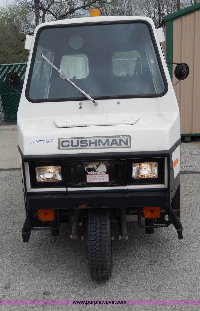 image for item W9979 1998 Cushman utility vehicle