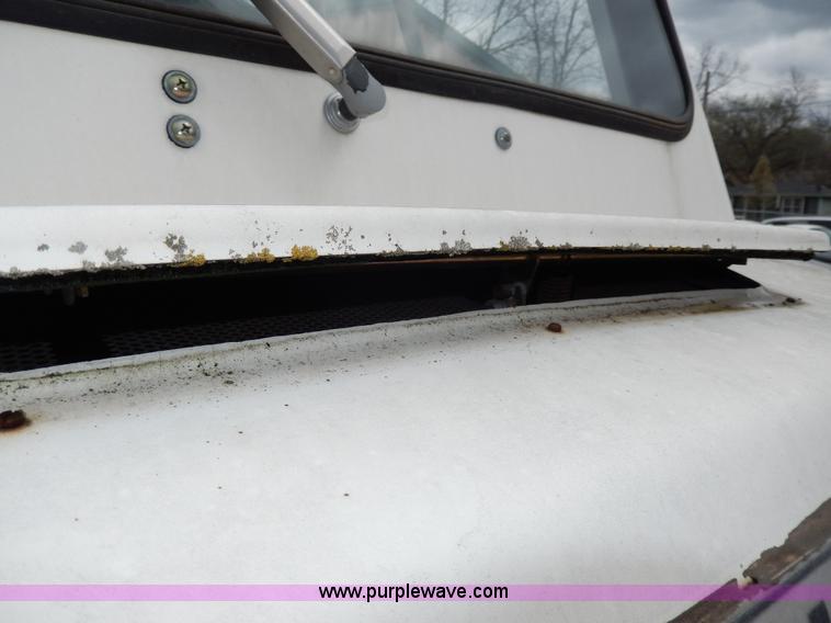 image for item W9979 1998 Cushman utility vehicle