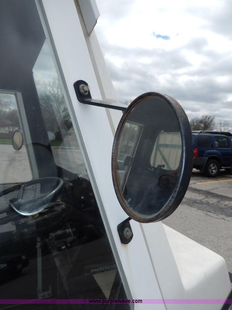 image for item W9979 1998 Cushman utility vehicle