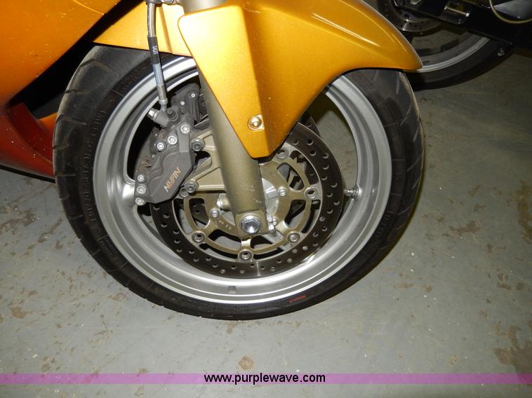 image for item X9502 2006 Honda CBR600FR motorcycle