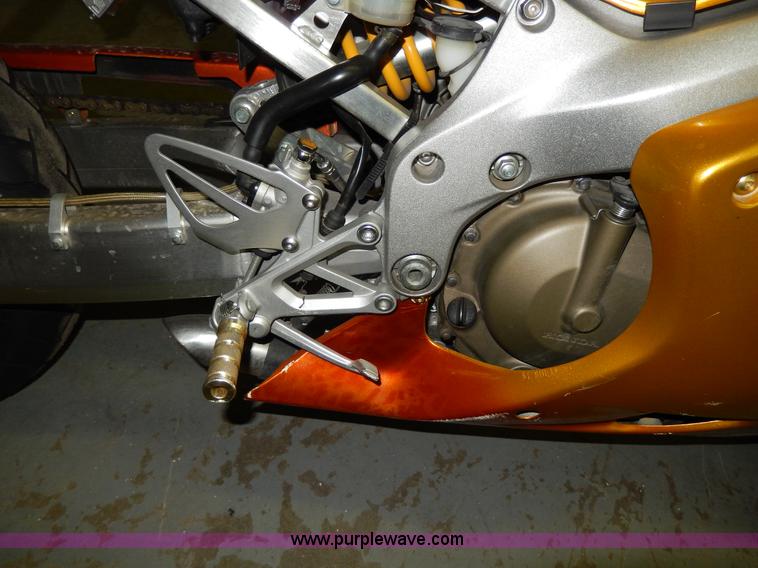 image for item X9502 2006 Honda CBR600FR motorcycle
