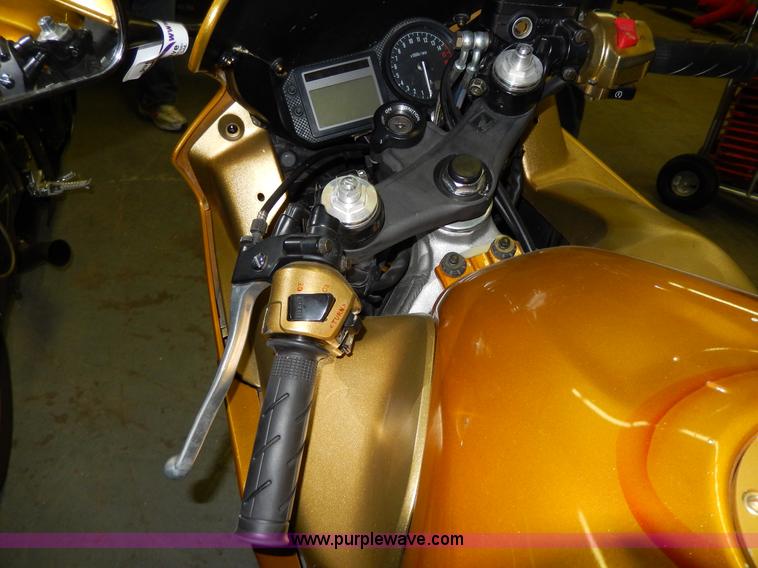 image for item X9502 2006 Honda CBR600FR motorcycle