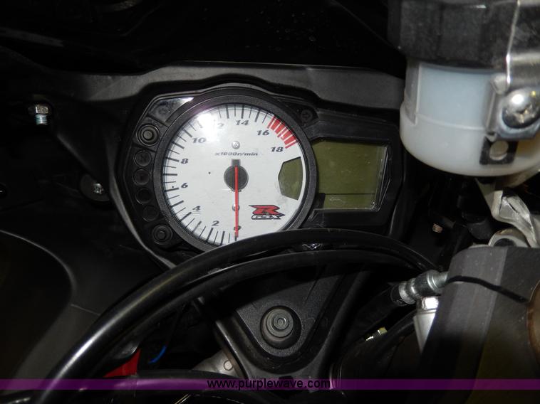 image for item X9503 2006 Suzuki R600 motorcycle