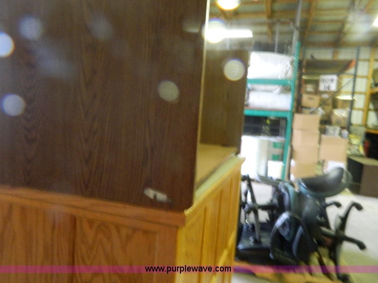 image for item Y9345 Oak cabinets