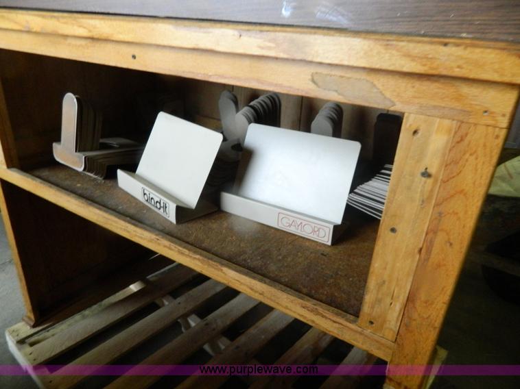 image for item Y9345 Oak cabinets