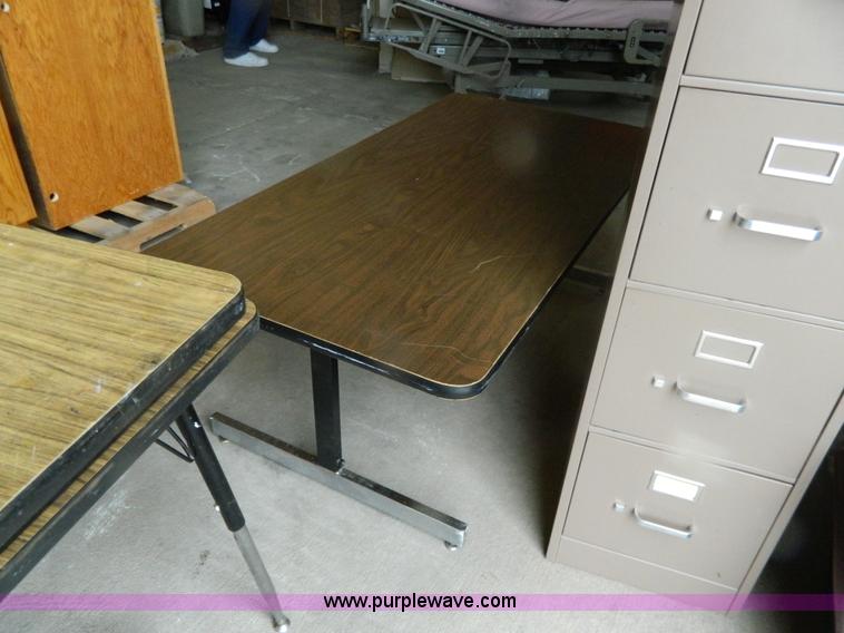 image for item Y9346 (4) tables