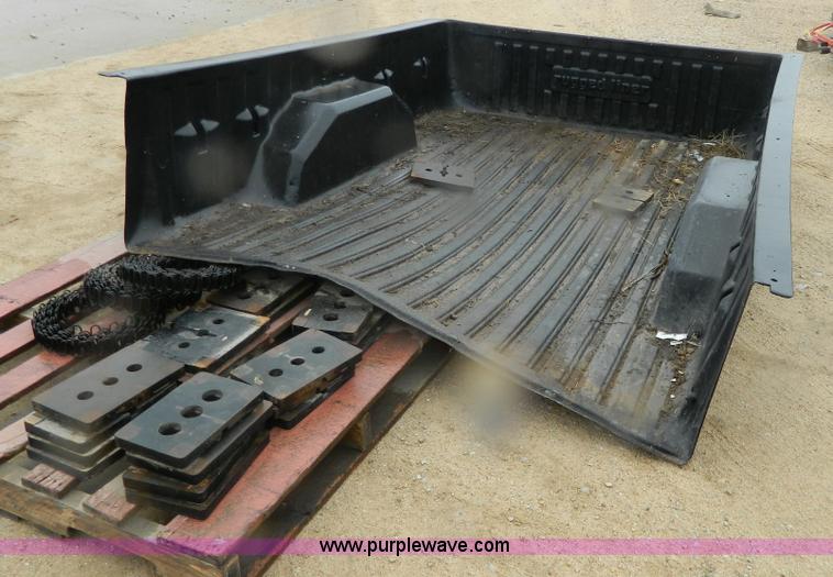 image for item Y9349 Pickup truck liner