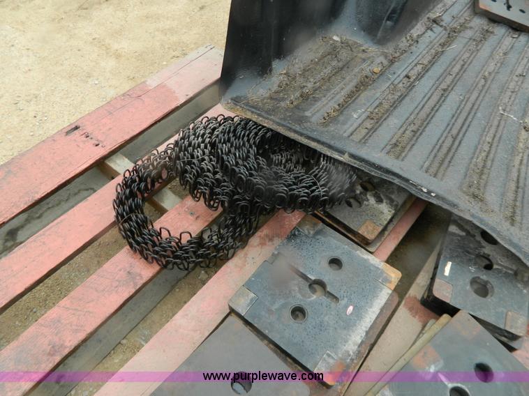 image for item Y9349 Pickup truck liner