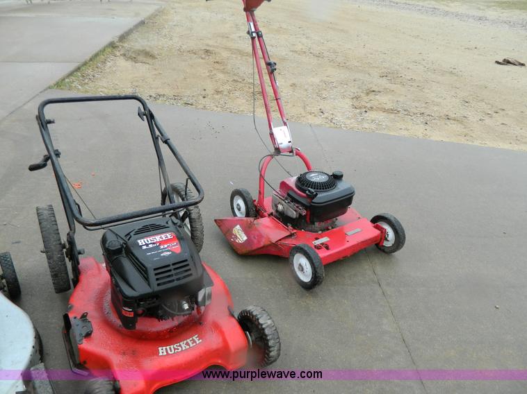 image for item Y9354 (4) push mowers