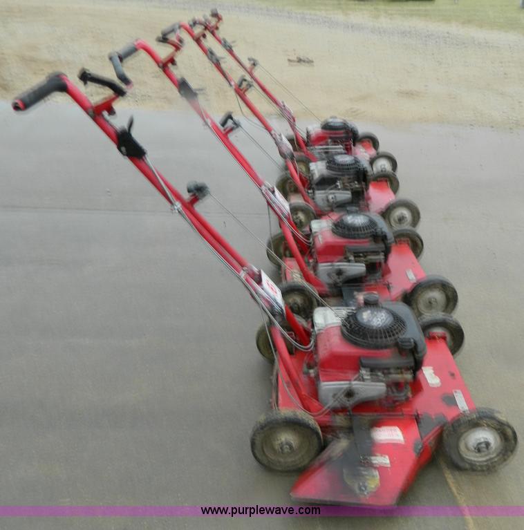 image for item Y9355 (4) push mowers