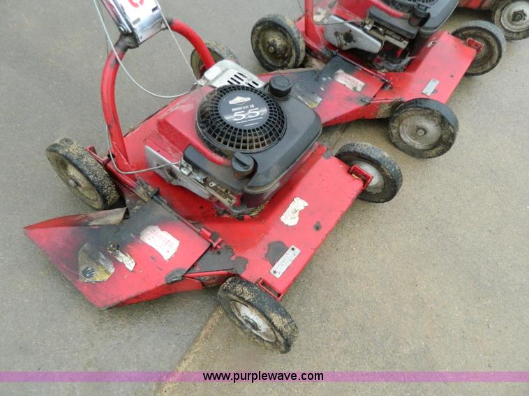 image for item Y9355 (4) push mowers