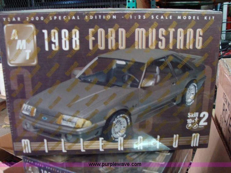 image for item Y9357 Assorted scale models