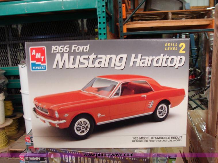 image for item Y9357 Assorted scale models