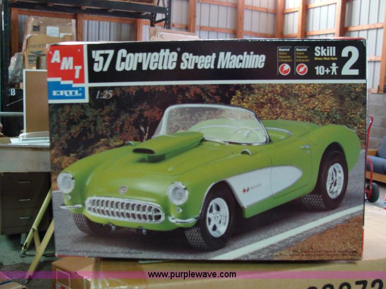 image for item Y9357 Assorted scale models
