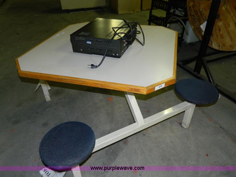 image for item Y9363 Catering table