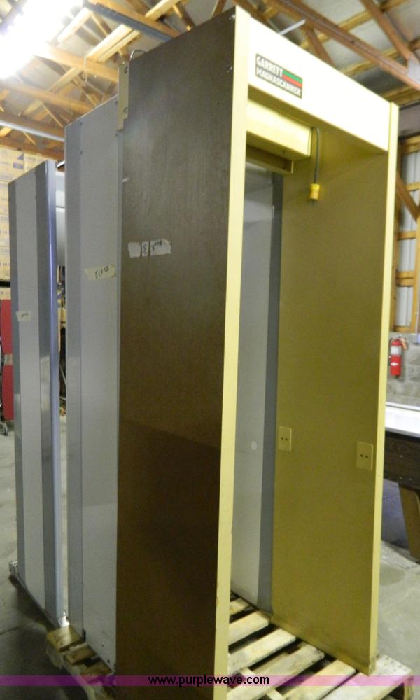 image for item Y9369 (3) metal detectors