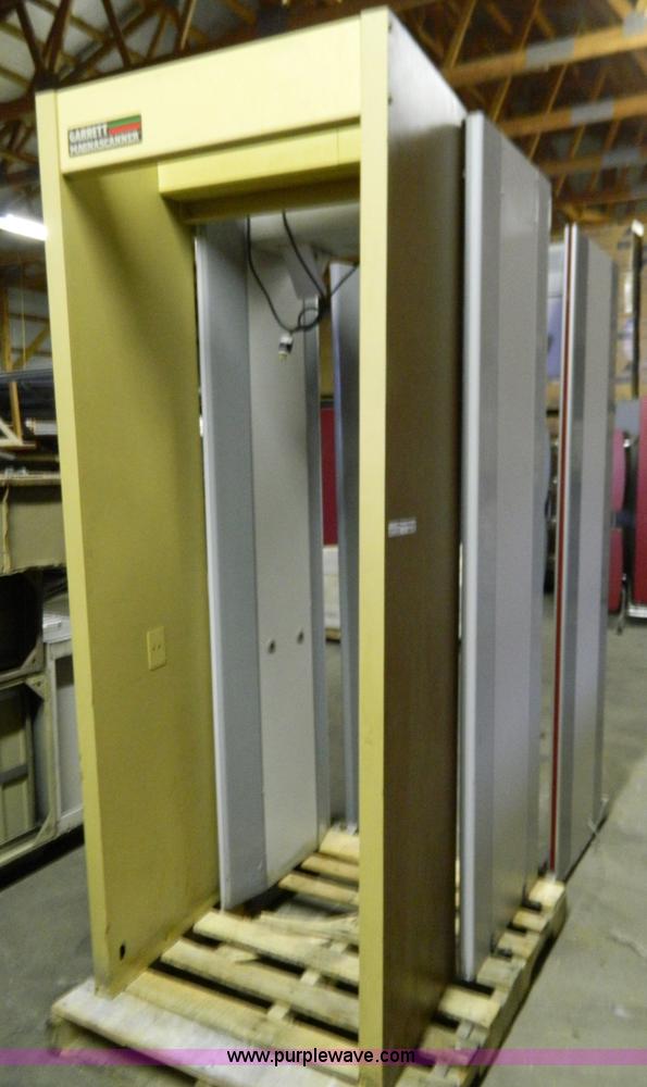 image for item Y9369 (3) metal detectors