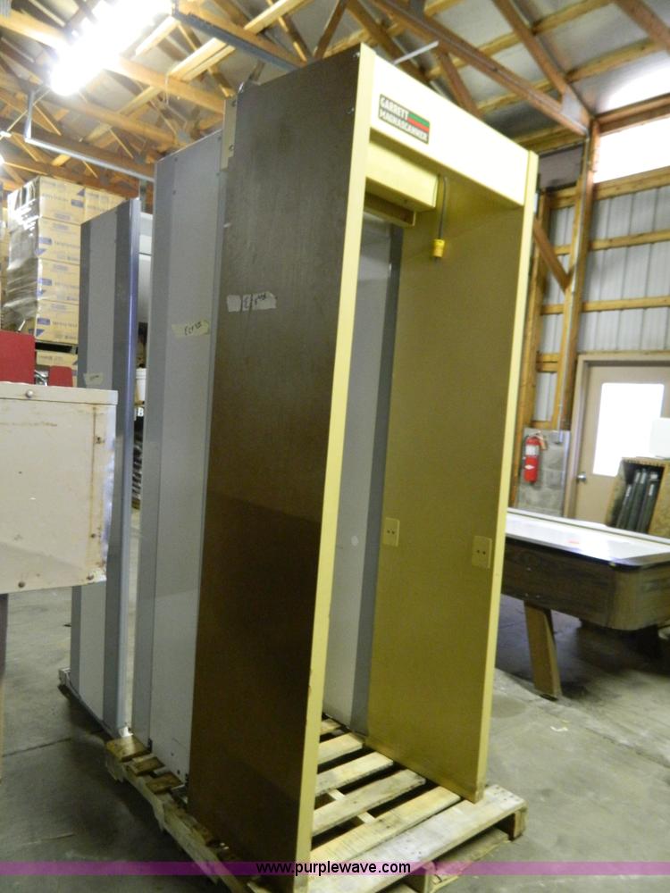 image for item Y9369 (3) metal detectors