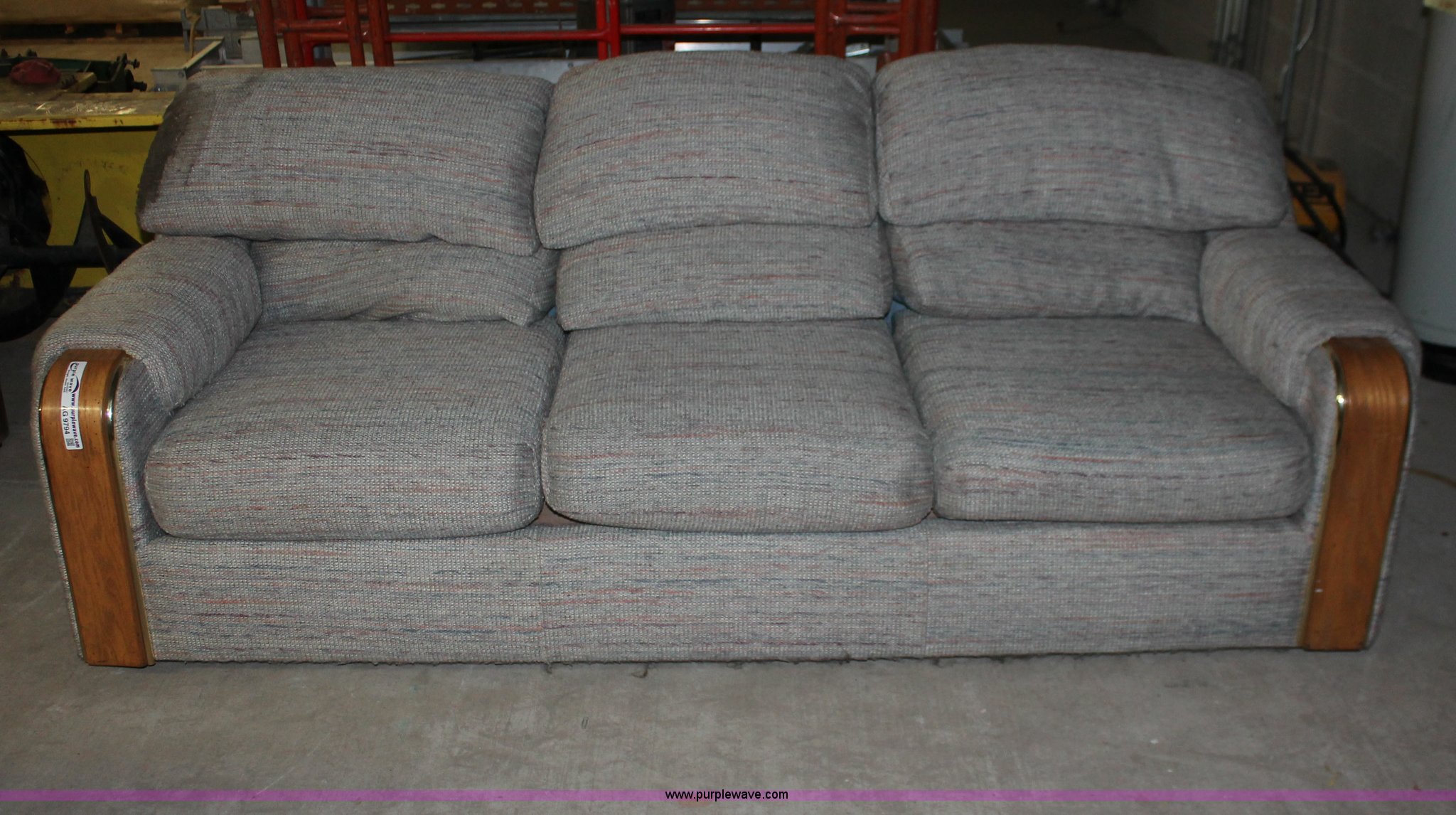 Couch in Wichita, KS Item AG9794 sold Purple Wave