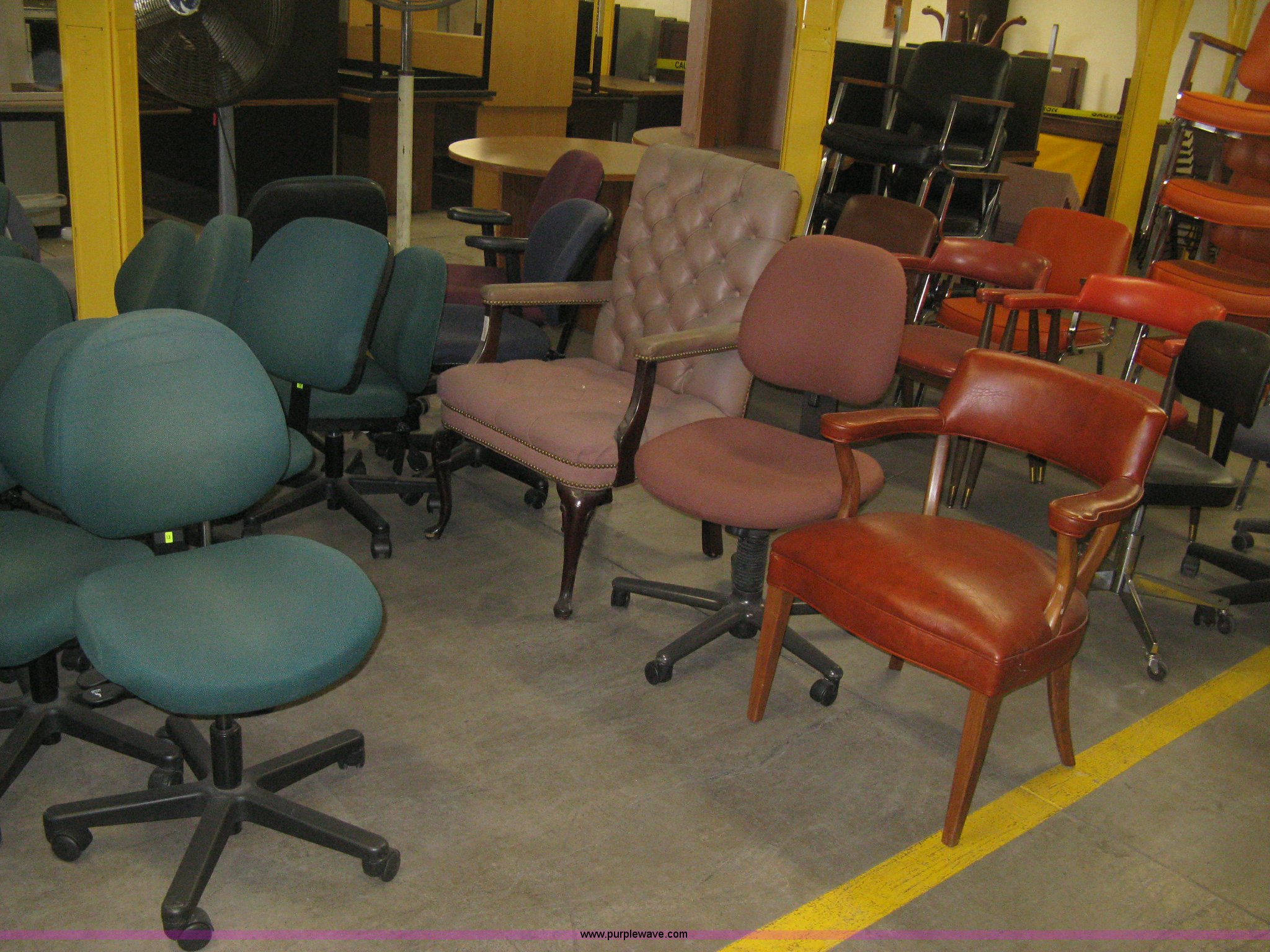 (45) assorted office chairs in Wichita, KS Item AG9895 sold Purple Wave