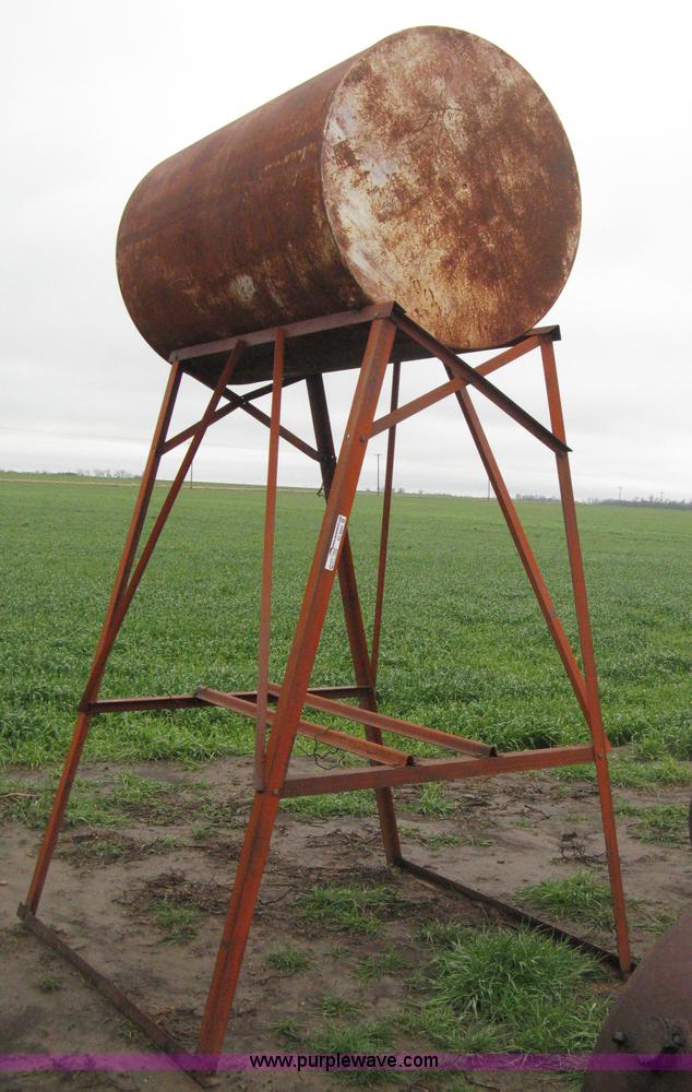 Fuel tank on stand in Stafford, KS Item AG9804 sold Purple Wave