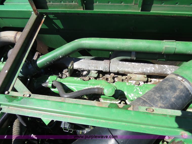 image for item B4733 1990 John Deere 9600 combine