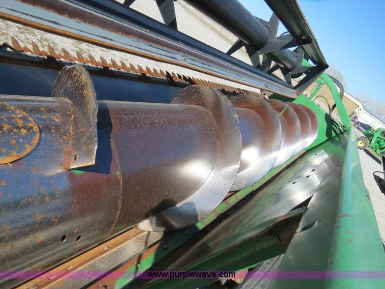 image for item B4733 1990 John Deere 9600 combine