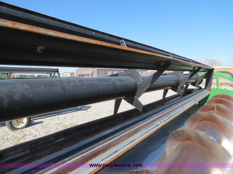 image for item B4733 1990 John Deere 9600 combine