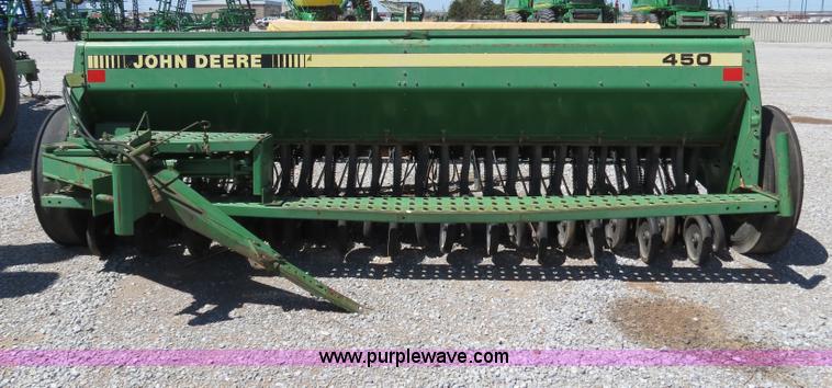 image for item B4736 John Deere 450 double grain drill