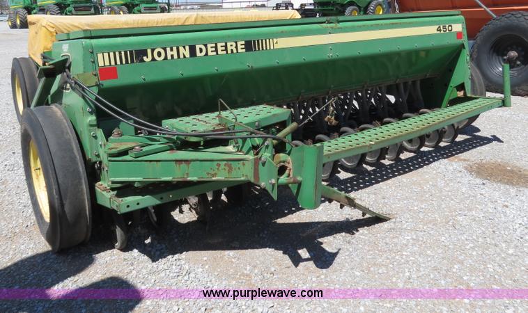image for item B4736 John Deere 450 double grain drill