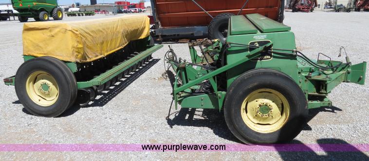image for item B4736 John Deere 450 double grain drill