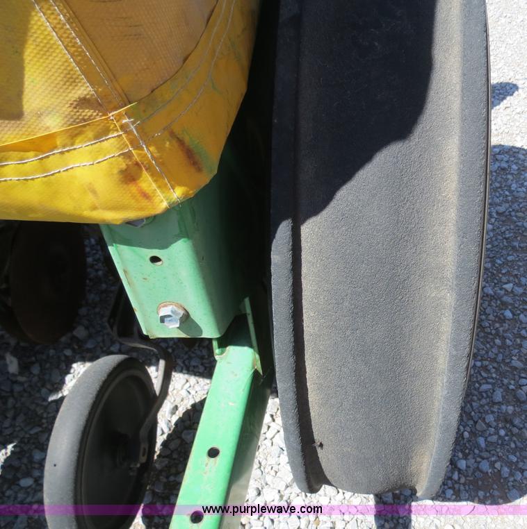 image for item B4736 John Deere 450 double grain drill