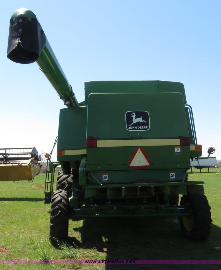 image for item B4737 1996 John Deere 9600 combine