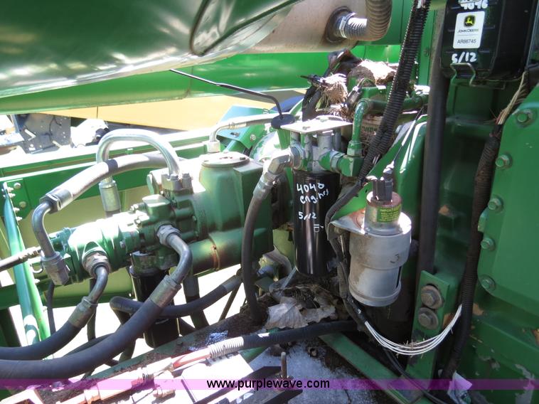 image for item B4737 1996 John Deere 9600 combine