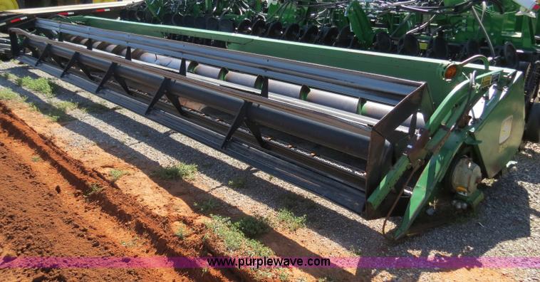 image for item B4737 1996 John Deere 9600 combine