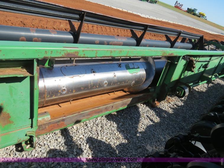 image for item B4737 1996 John Deere 9600 combine