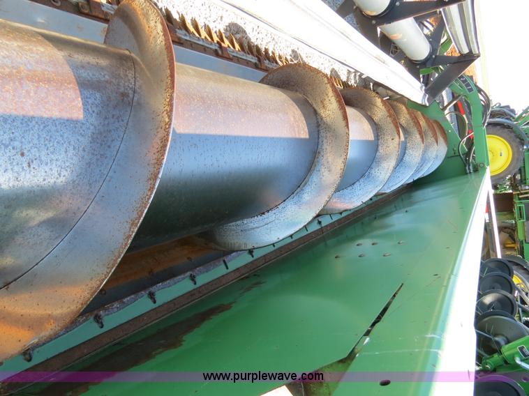 image for item B4737 1996 John Deere 9600 combine