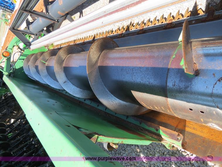 image for item B4737 1996 John Deere 9600 combine