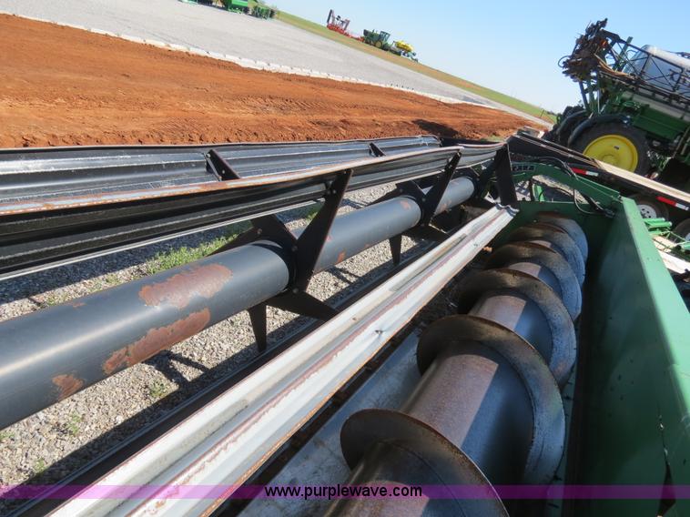 image for item B4737 1996 John Deere 9600 combine